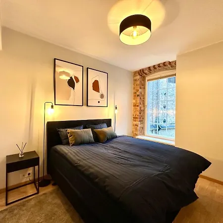 Modern Loft In Center Daire