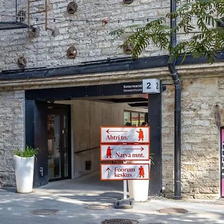 Modern Loft In Center Apartment *