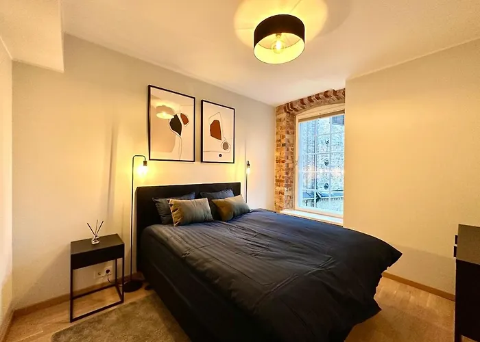 Modern Loft In Center Apartment